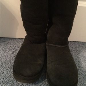 Black UGG Boots.