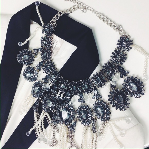 Pearl & Jewel Statement Necklace - Picture 2 of 4