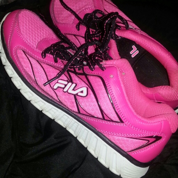 fila breast cancer sneakers