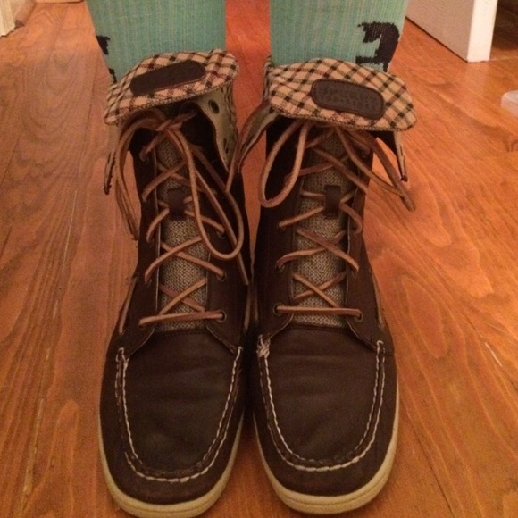 Sperrys lace ups