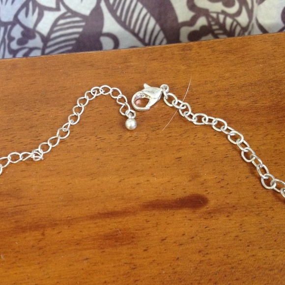 Necklace - Picture 3 of 3
