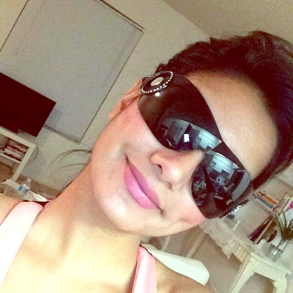 Authentic Versace sunglasses - Picture 1 of 4