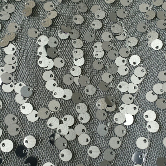 Grey top - Picture 3 of 3