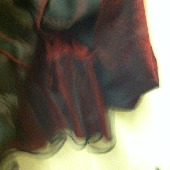 DAVID MEISTER deep red dress !! PROM OR PARTY GOWN - Picture 3 of 3