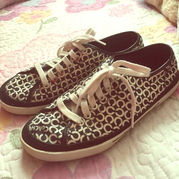 Coach shoes - Picture 1 of 2