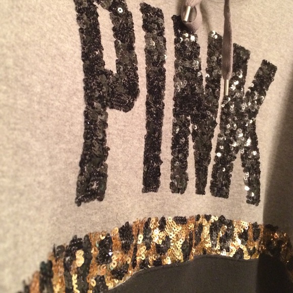 (SOLD FB) Bling leopard pullover boyfriend fit - Picture 4 of 4