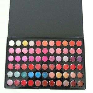 Lip stick pallet