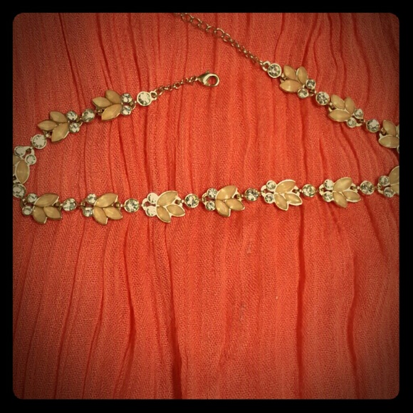 Choker jeweled necklace