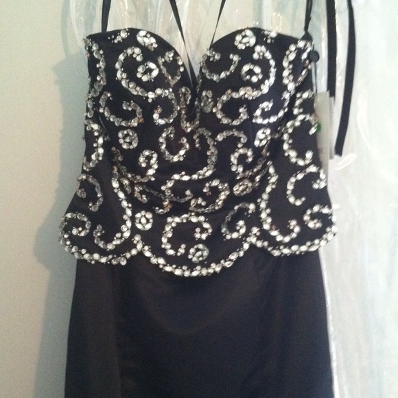 Sherri Hill Black Mermaid Gown - Picture 3 of 4