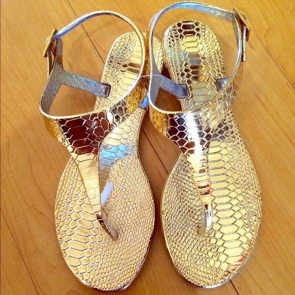 GOLD SANDALS