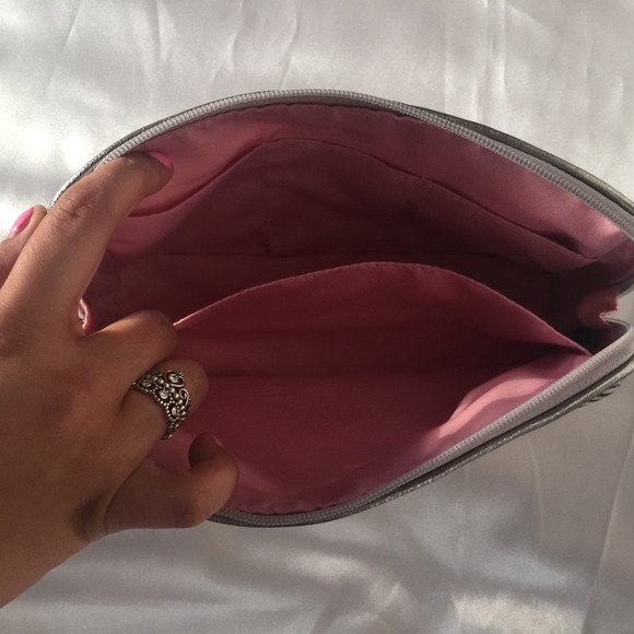 COACH TOTE W/ MEDIUM POUCH💕 - Picture 4 of 4