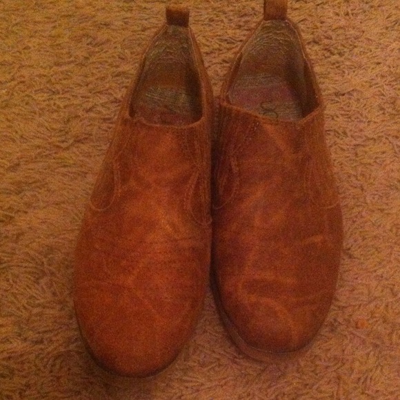 Shoes