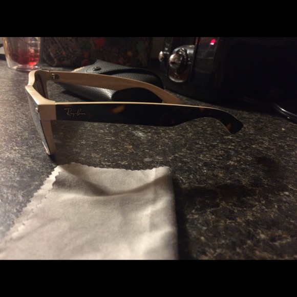 Ray Bans - Picture 3 of 4