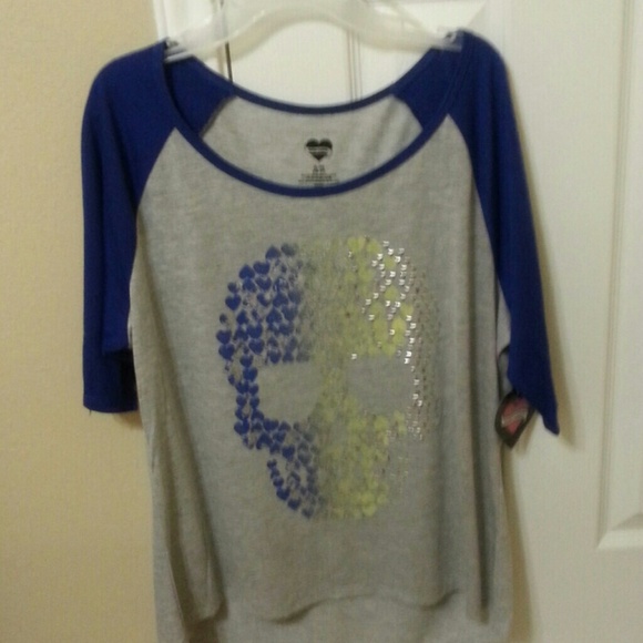 Skull shirt