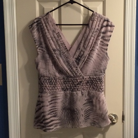 ⚡️Price Reduced⚡️Banana Republic Chiffon blouse.