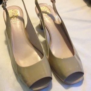 Peeptoe Vince Camuto Tan Heels