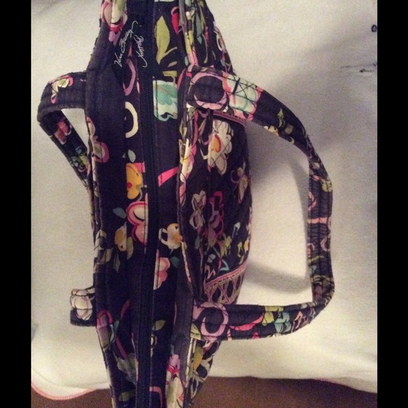 Vera Bradley Tote - Picture 2 of 3