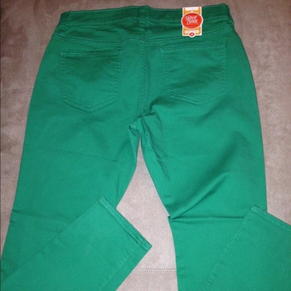 Size 14 Old Navy Rockstar Jeans