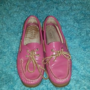 Pink leather sperrys!!