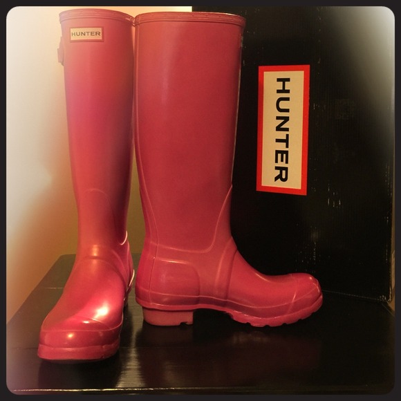 ❌No Trade❌Hunter Boots- Lipstick Gloss - Picture 1 of 4