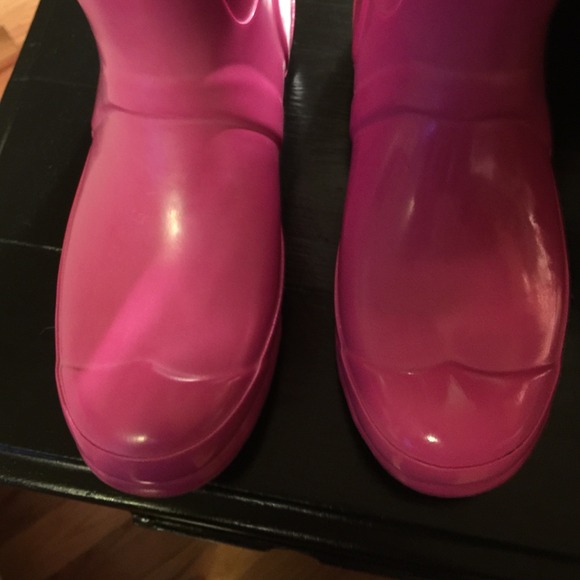 ❌No Trade❌Hunter Boots- Lipstick Gloss - Picture 3 of 4