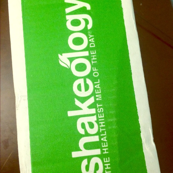 Shakeology - vegan tropical strawberry