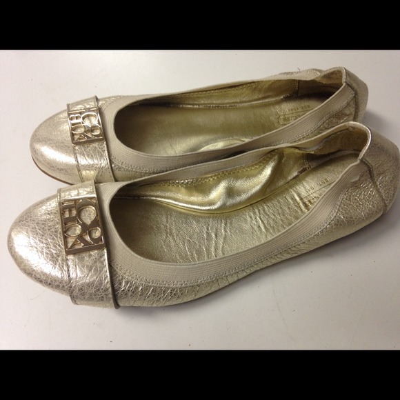 Coach flats
