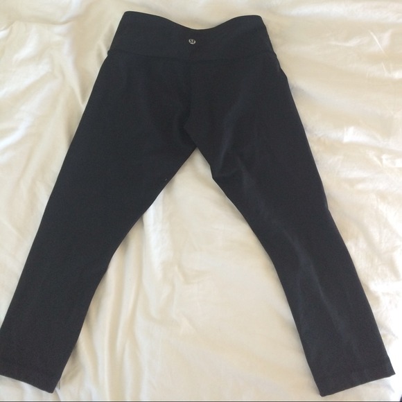 Cropped Black Lulus