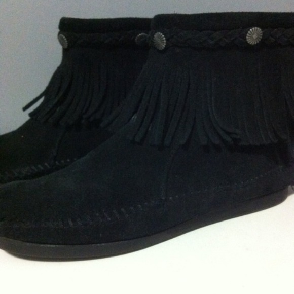 Minnetonka Fringe Booties