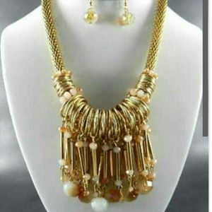 Necklace set