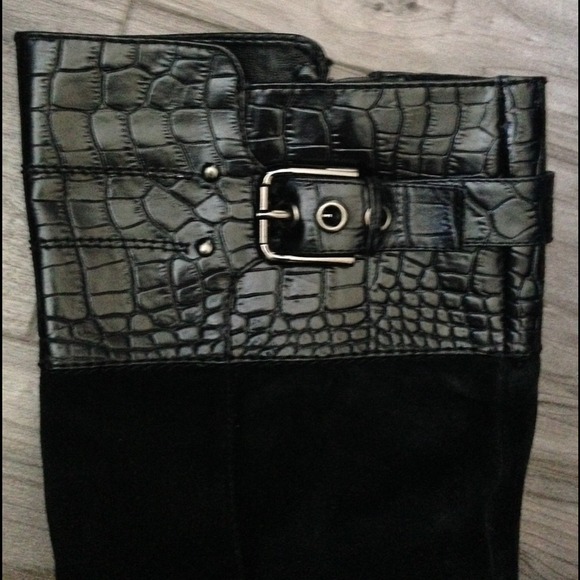 Marc Fisher black boots - Picture 2 of 2