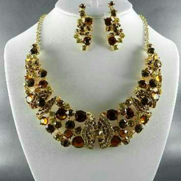 Necklace set