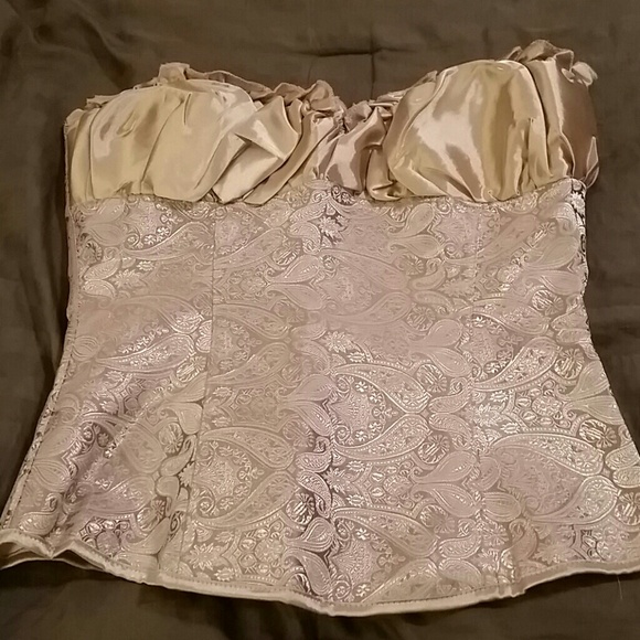 ☆●☆SOLD☆●☆Gold Corssett