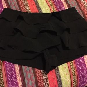 Mini ruffle shorts