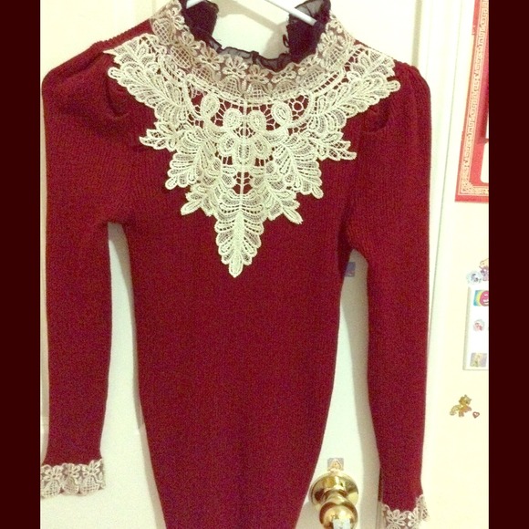 NEW Skin SWEATER