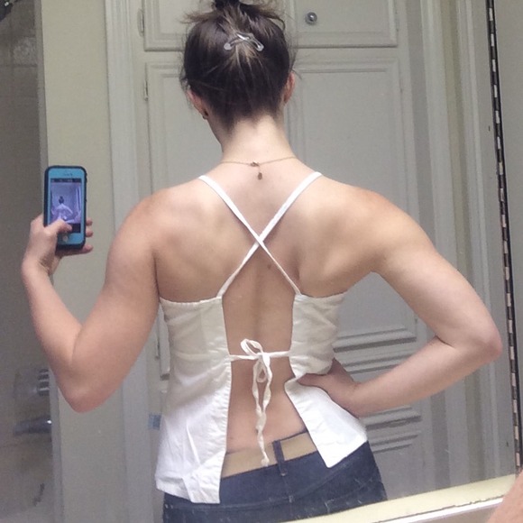 ❌SOLD❌ Backless white top