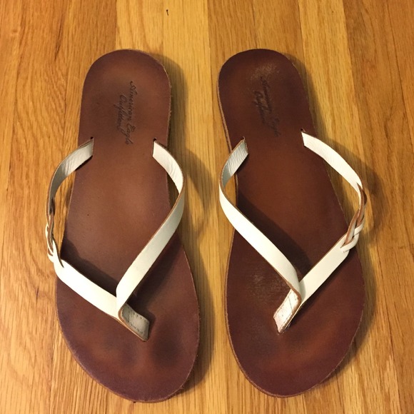 American Eagle Flip Flops