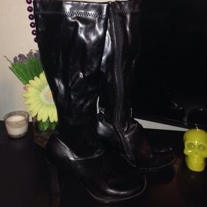 Womens Black Boots Size 6
