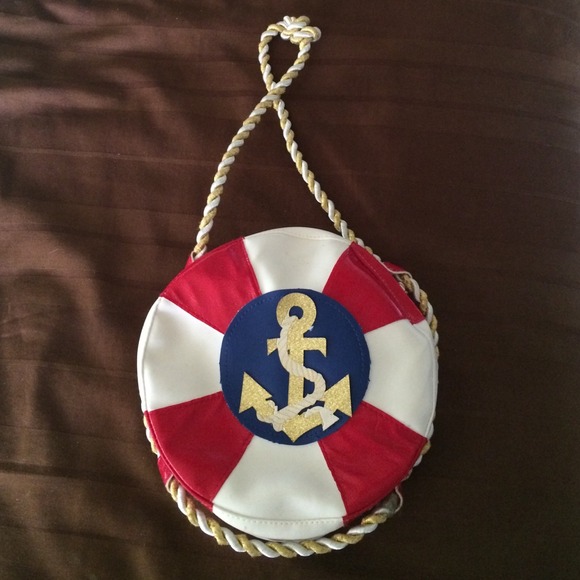 Leg Avenue Sailor purse