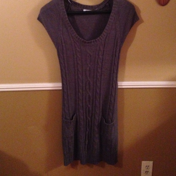Grey short sleeve sweater dress