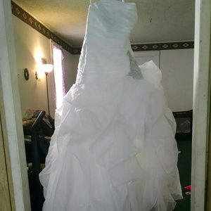 Wedding dress