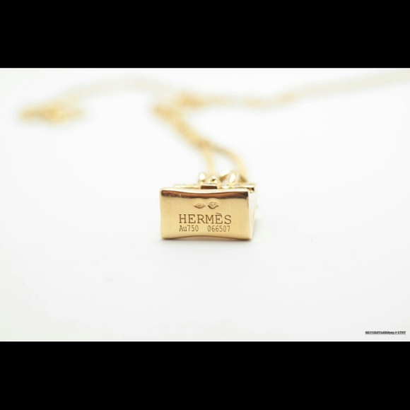 Authentic Hermes Kelly Bag Pendant 18k diamond - Picture 3 of 4