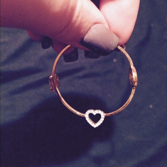 Juicy Couture - Picture 4 of 4