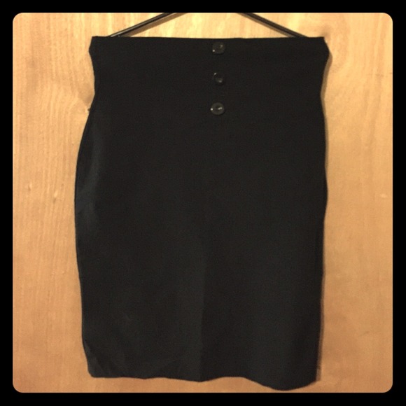 Black pencil skirt