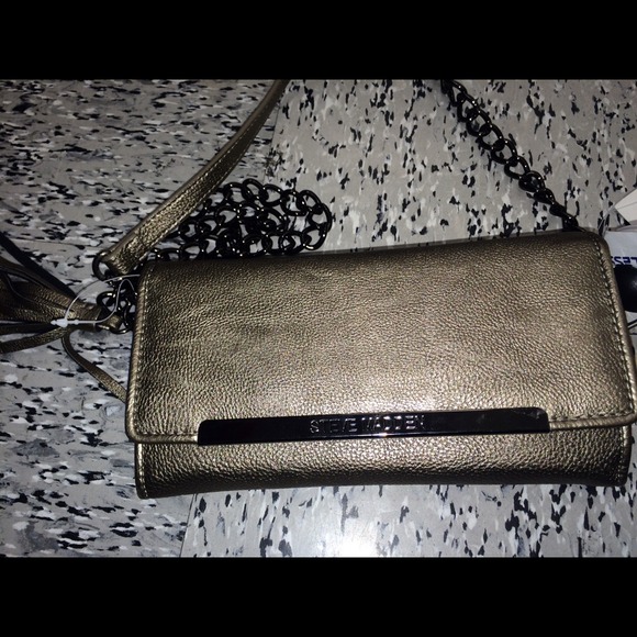 Steve Madden cross-body purse