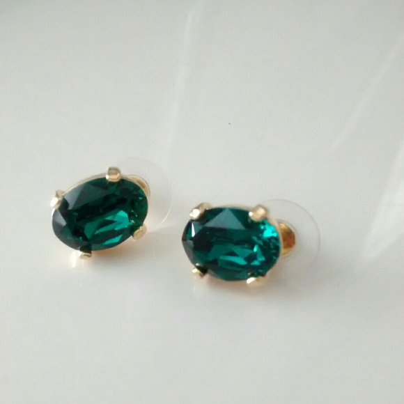Emerald Swarovski Stud