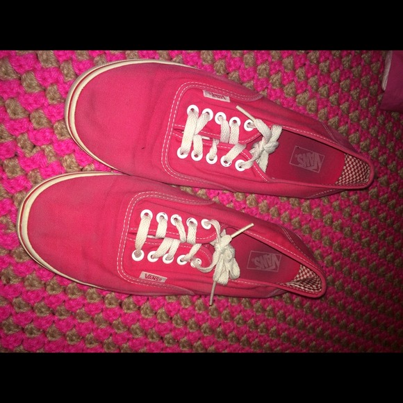 PINK VANS