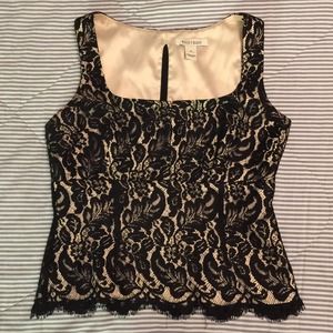 White House/ Black Market formal lace top sz 6