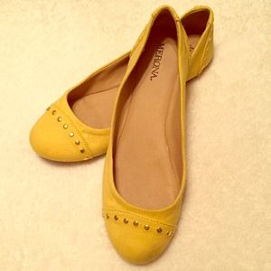 ✨Yellow Faux Suede Flats with Gold Rivets✨