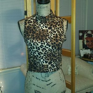 Leapord sleeveless crop top